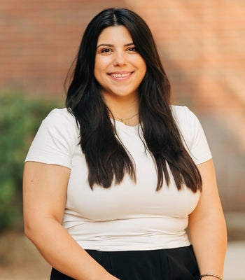 Portrait of Ema Lopez, REALTOR®.